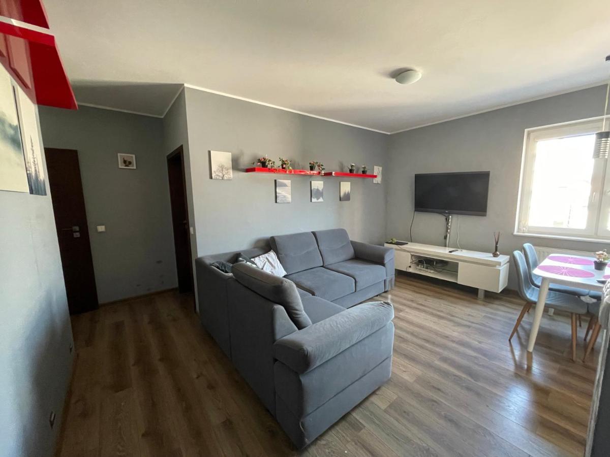 Gdynia Apartament 42 M Z Miejscem W Garazu Z Winda Blisko Centrum I Morza Exterior photo